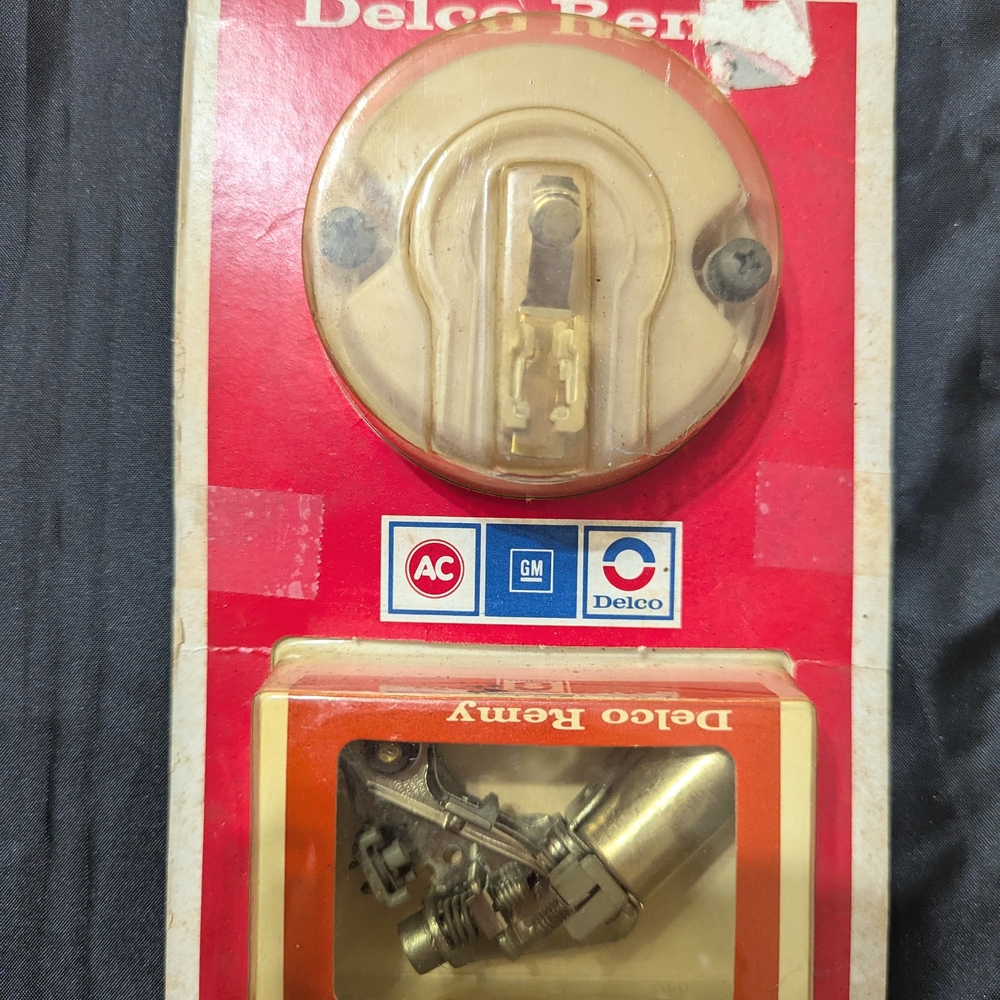 Ignition Tune-Up Kit Delco Remy.